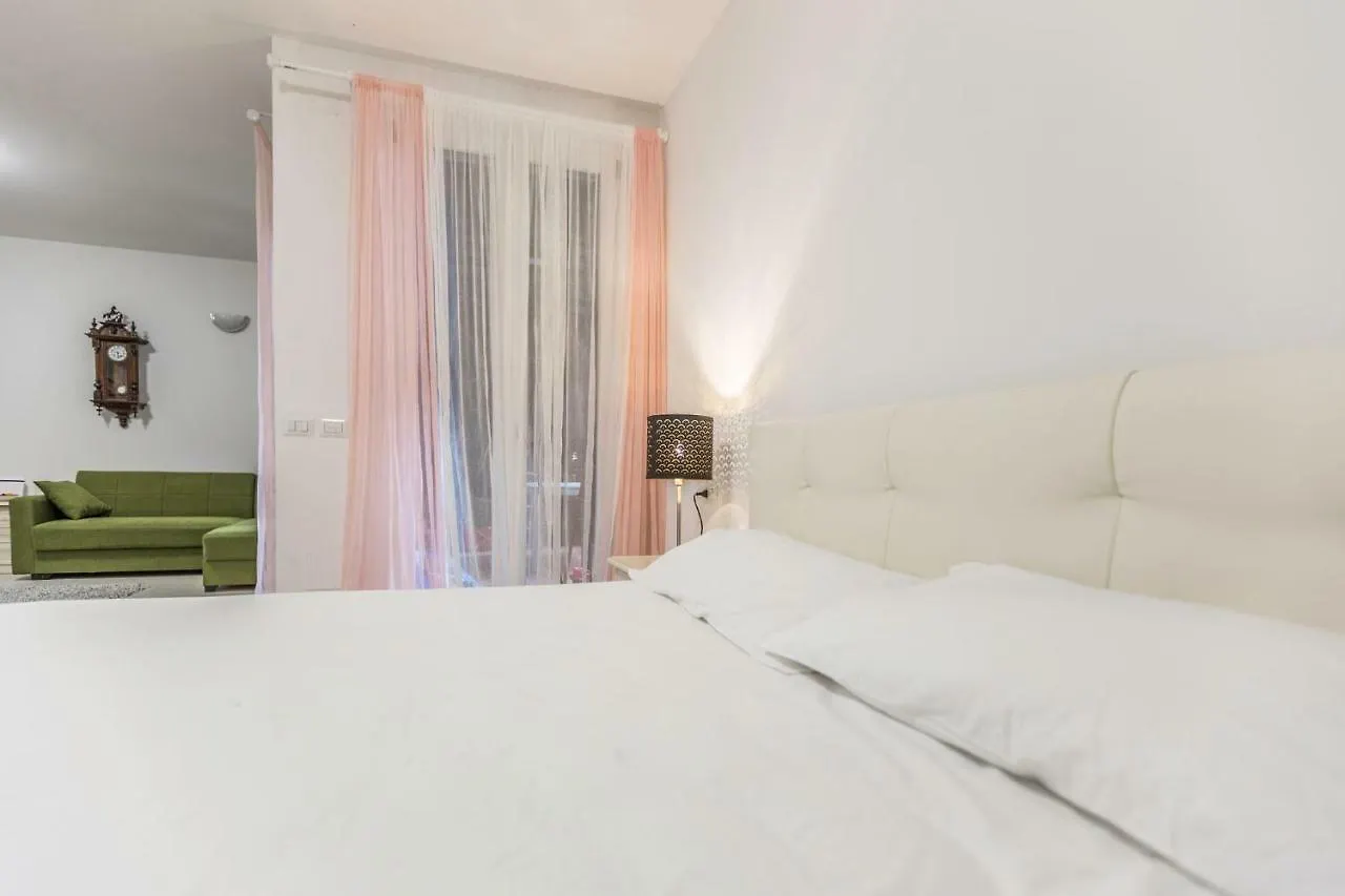 Freud 8, Bologna By Short Holidays Apartment 0*,  Italy