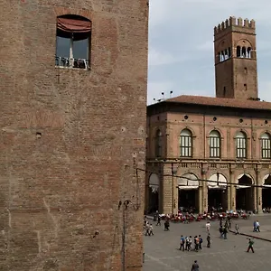 Konukevi Casa Isolani Luxury Piazza Maggiore 1, Bolonya